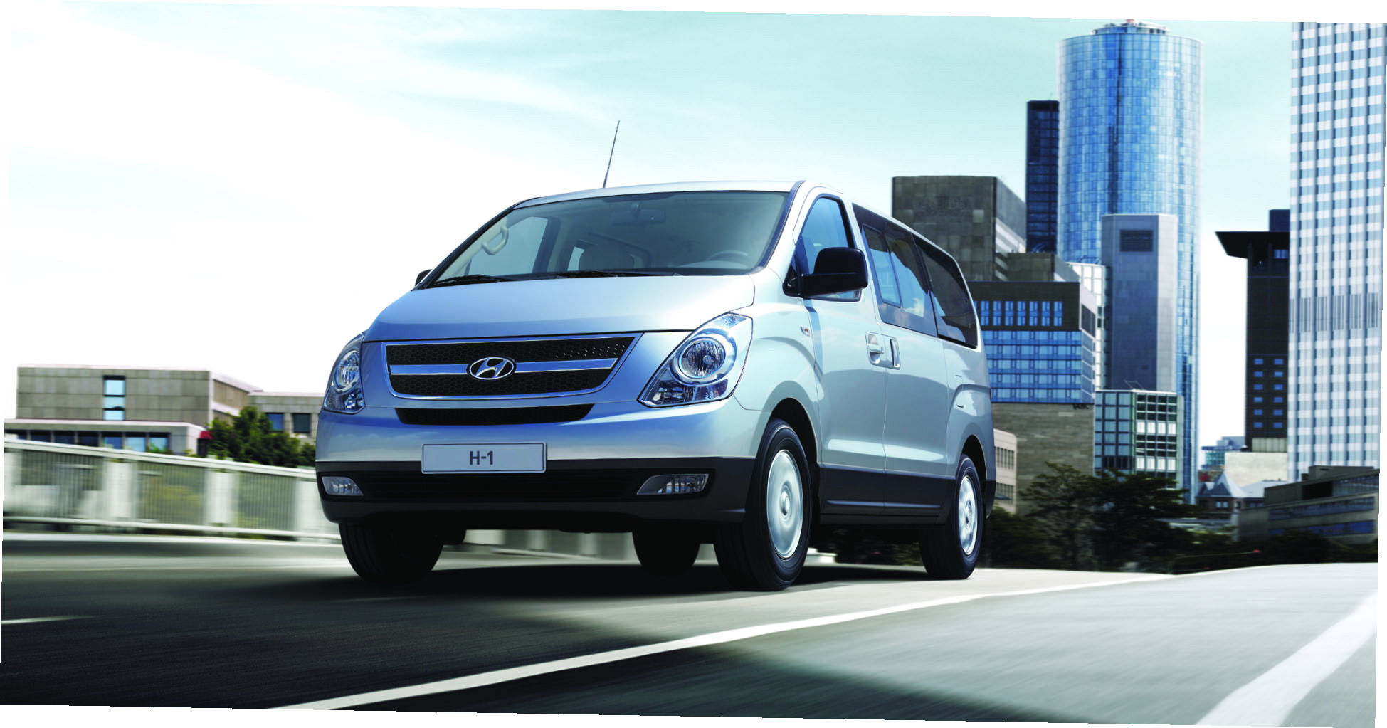 Хендай h1 фото. Hyundai h-1. Hyundai h-1 at. Хендай h1. Hyundai h1 2015.